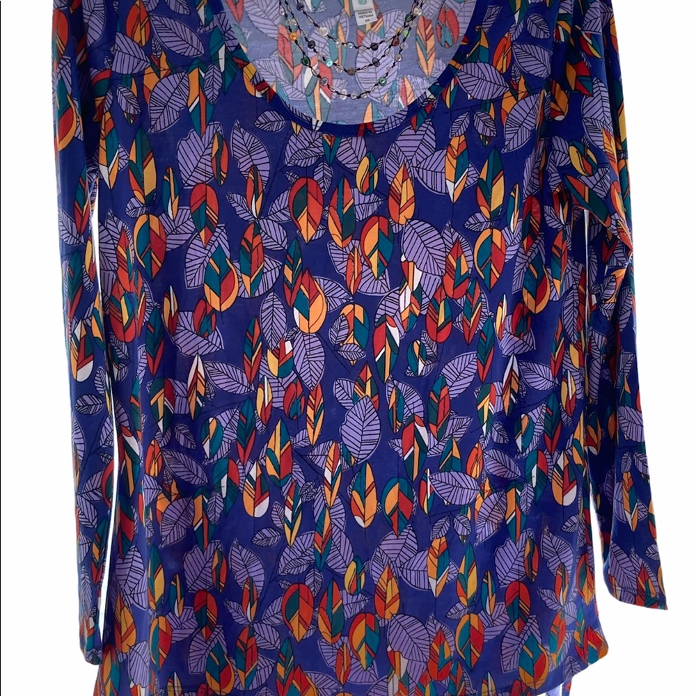 XS LuLaRoe Purple Leaf Print Irma Top